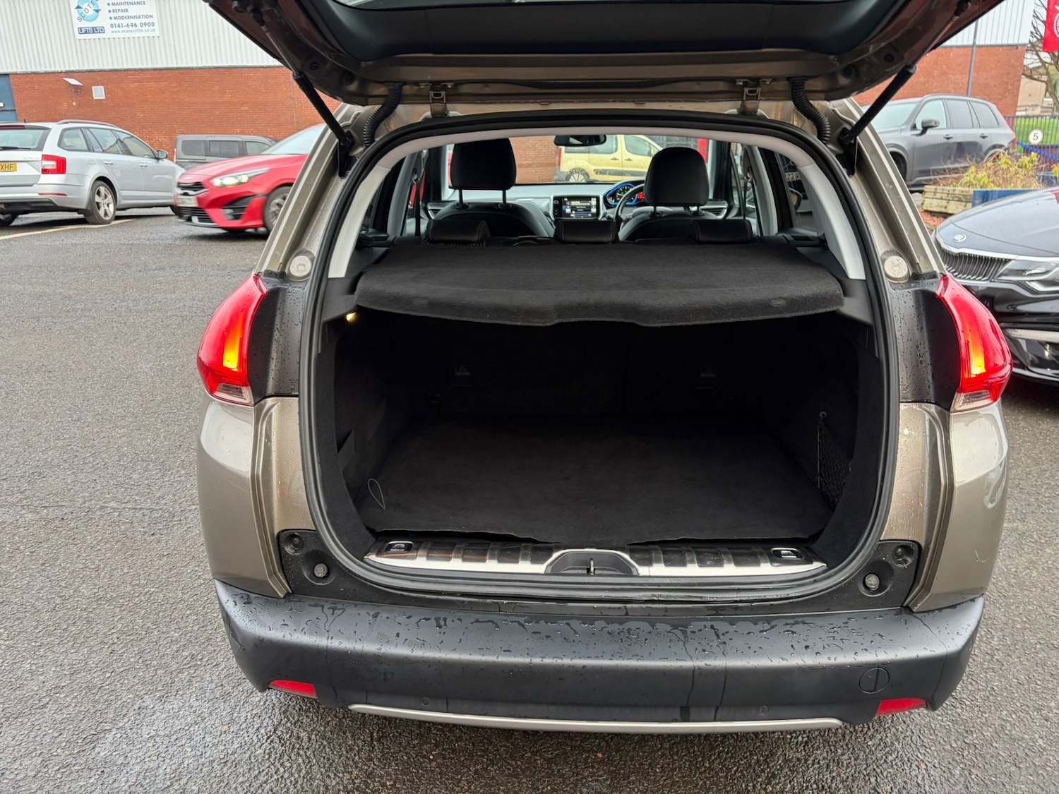 Used Peugeot 2008 2015 for sale - 77198088: Photo 14