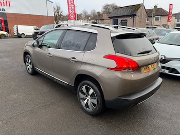 Used Peugeot 2008 2015 for sale - 77198088: Photo