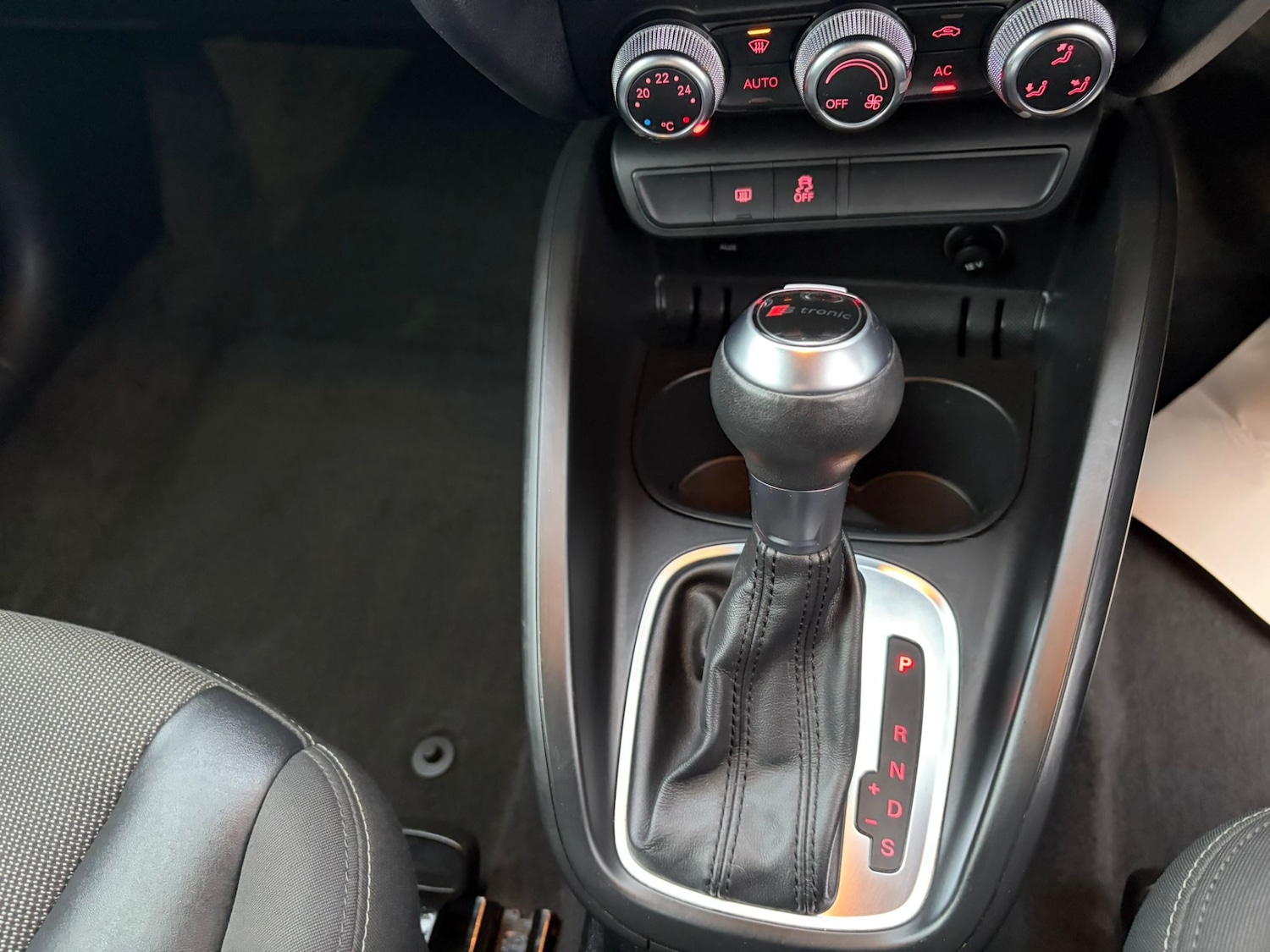 Used Audi A1 2012 for sale - 76652752: Photo 13