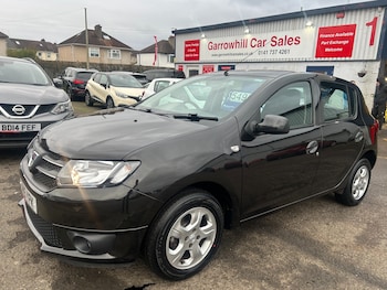 Used Dacia Sandero 2015 for sale - 77607295: Photo
