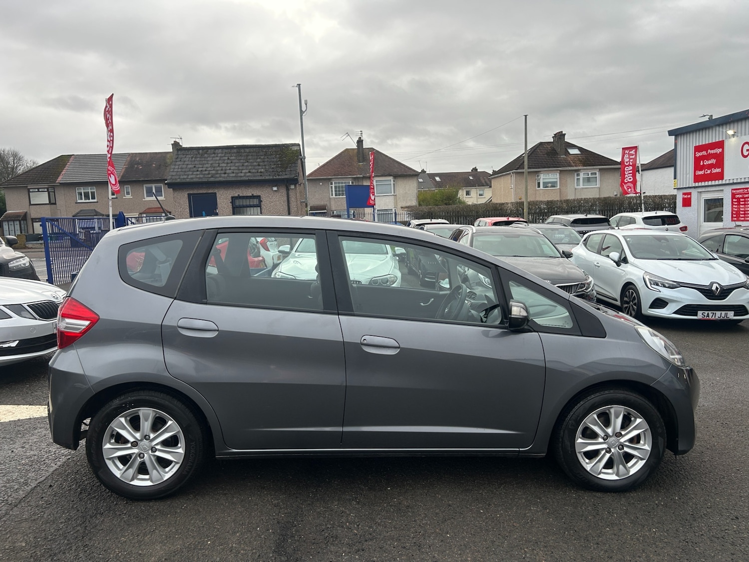 Used Honda Jazz 2013 for sale - 77196622: Photo 7