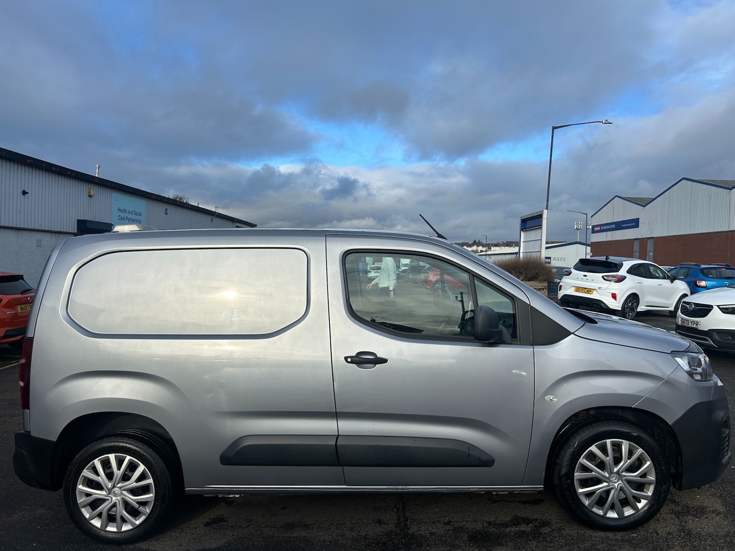 Used Citroen Berlingo 2019 for sale - 76556700: Photo 5