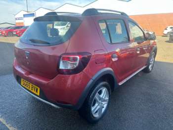 Used Dacia Sandero Stepway 2015 for sale - 74264332: Photo