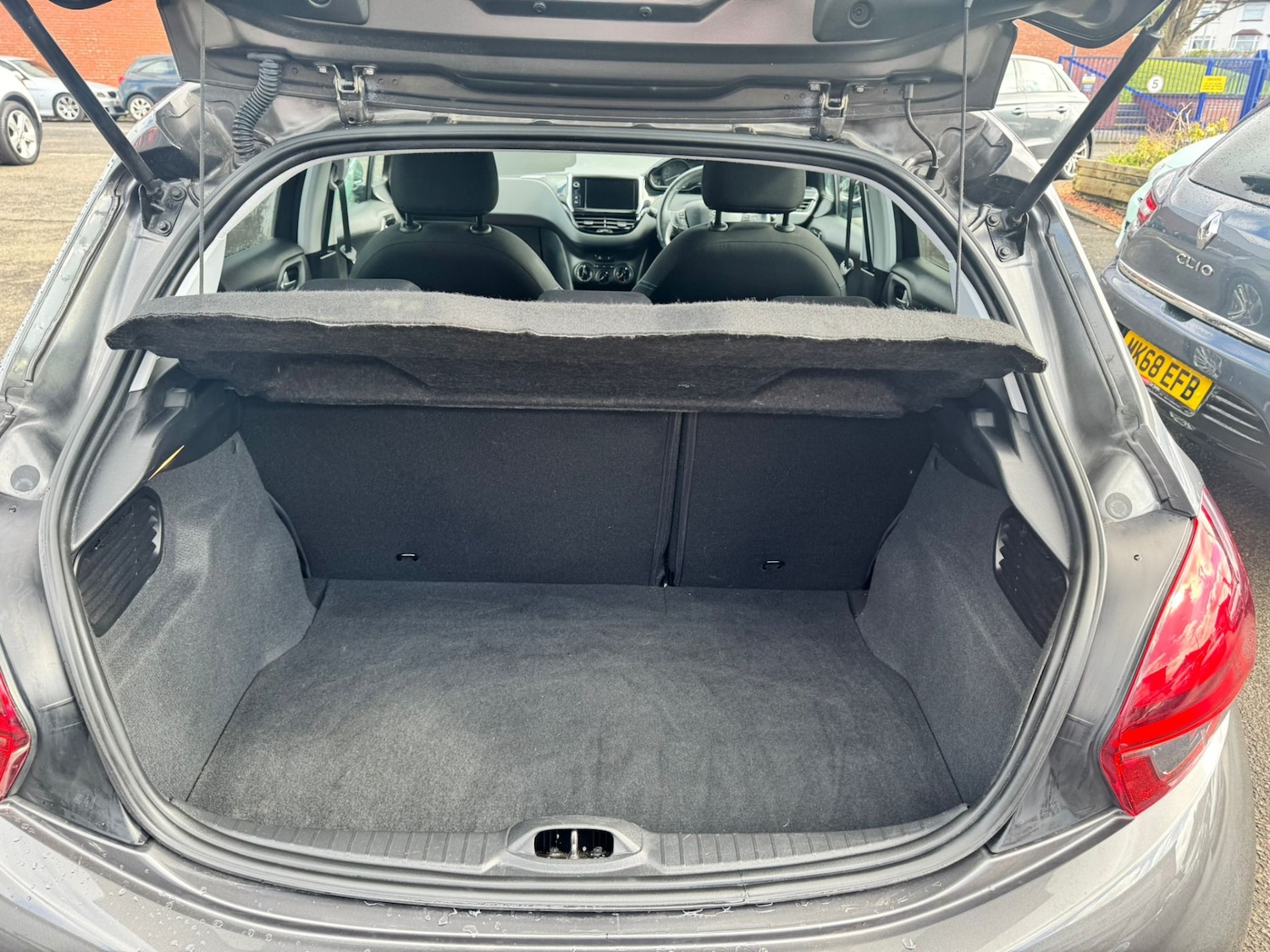 Used Peugeot 208 2019 for sale - 78015454: Photo 6