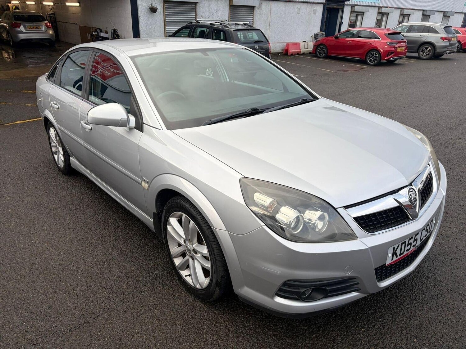 Used Vauxhall Vectra 2005 for sale - 77716126: Photo 8