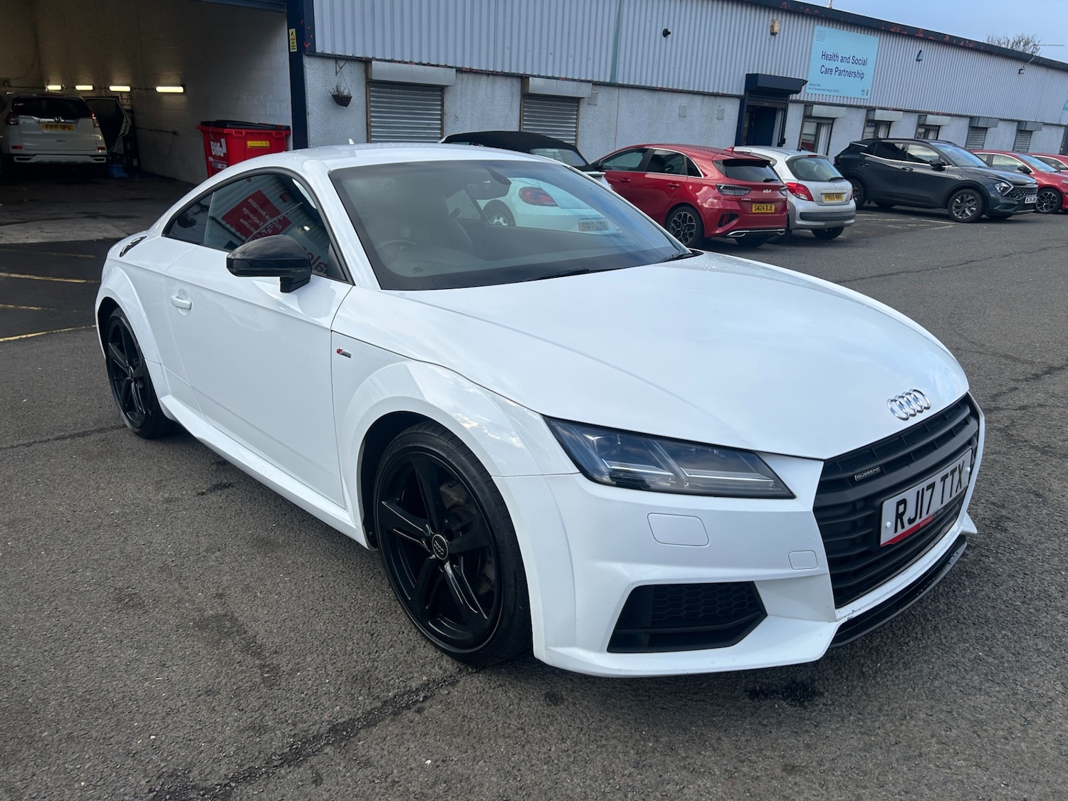 Used Audi TT 2017 for sale - 76736552: Photo 5