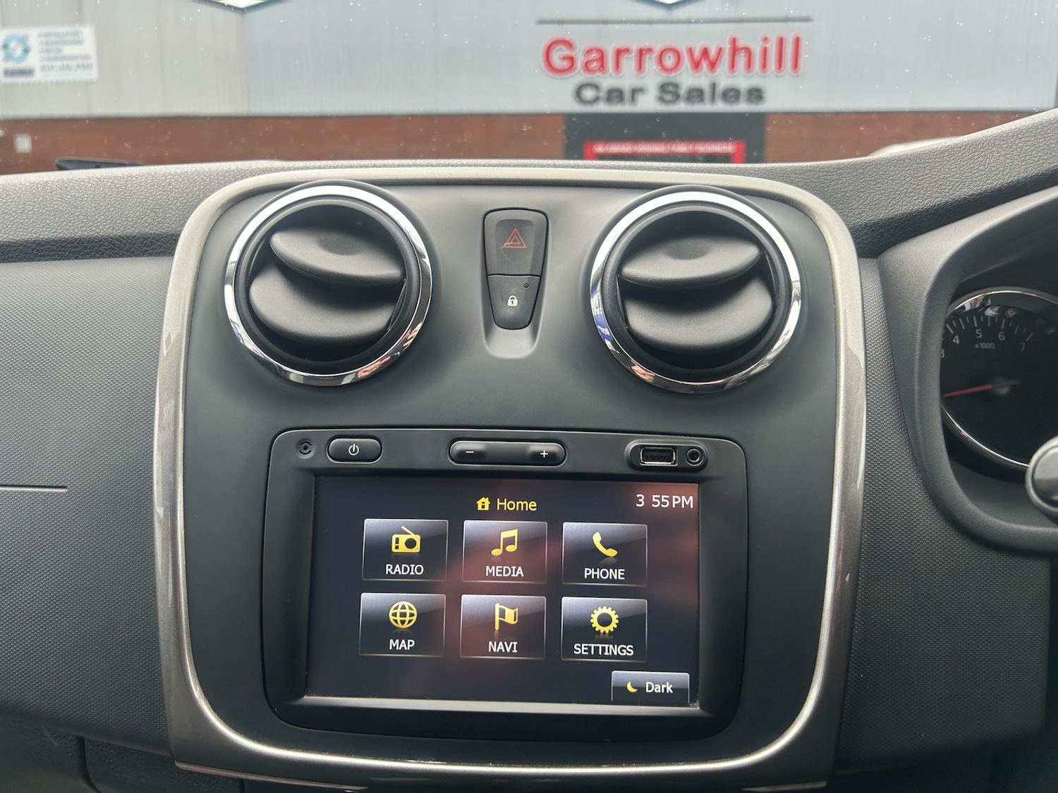 Used Dacia Sandero Stepway 2015 for sale - 77607212: Photo 20