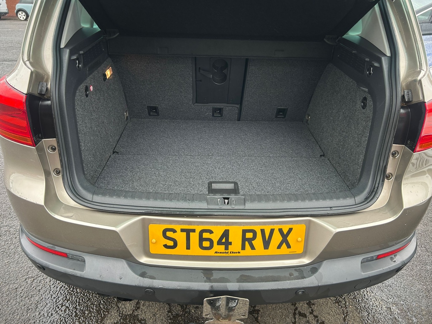 Used Volkswagen Tiguan 2014 for sale - 76507873: Photo 9