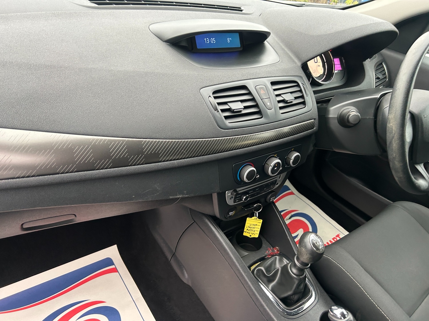 Used Renault Megane 2013 for sale - 76859448: Photo 12