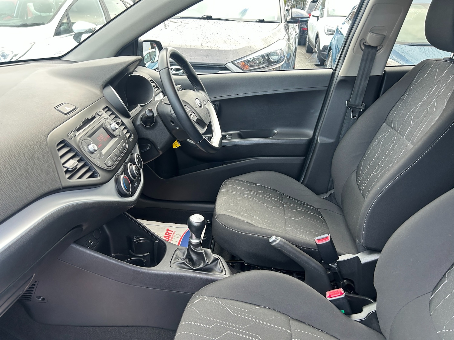 Used Mazda Mazda2 2015 for sale - 77492736: Photo 16