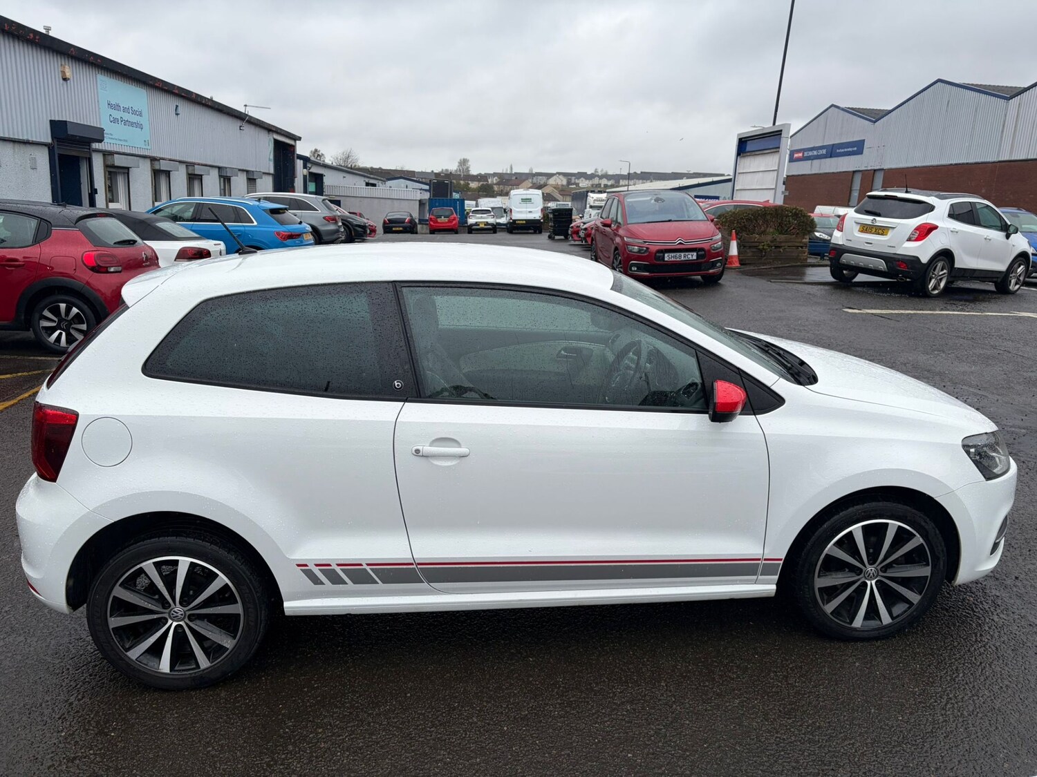 Used Volkswagen Polo 2016 for sale - 78092920: Photo 7