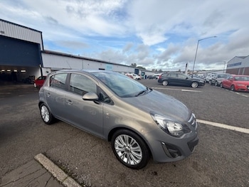 Used Vauxhall Corsa 2014 for sale - 76220523: Photo 2