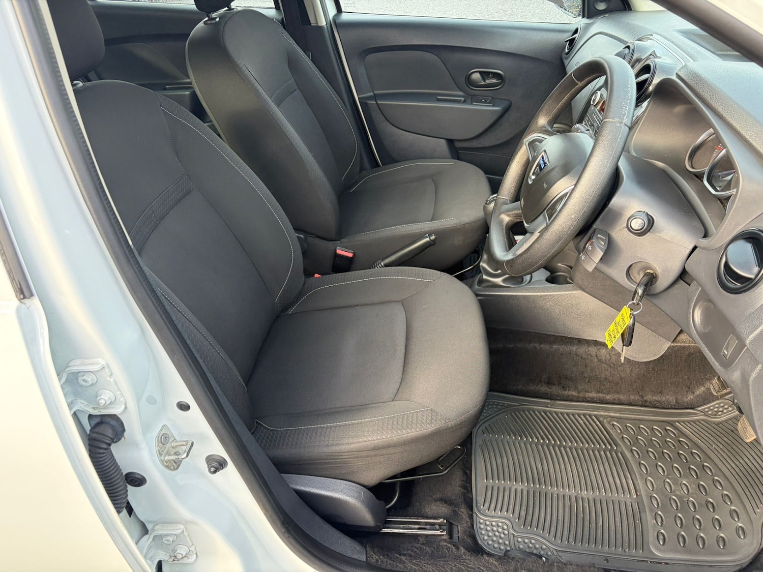 Used Dacia Sandero 2018 for sale - 77531388: Photo 11