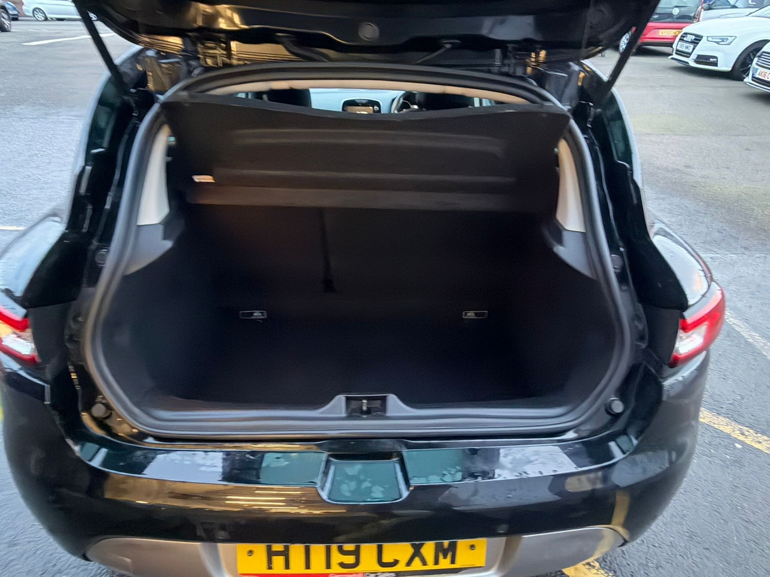 Used Renault Clio 2019 for sale - 77381219: Photo 9