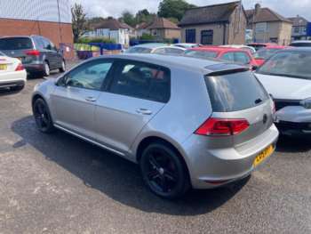 Used Volkswagen Golf 2015 for sale - 74855337: Photo