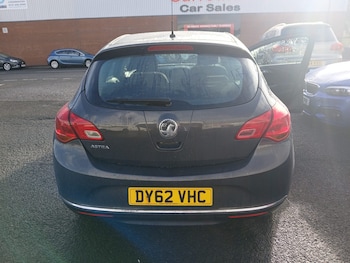 Used Vauxhall Astra 2012 for sale - 75723899: Photo