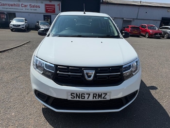 Used Dacia Sandero 2017 for sale - 79231285: Photo