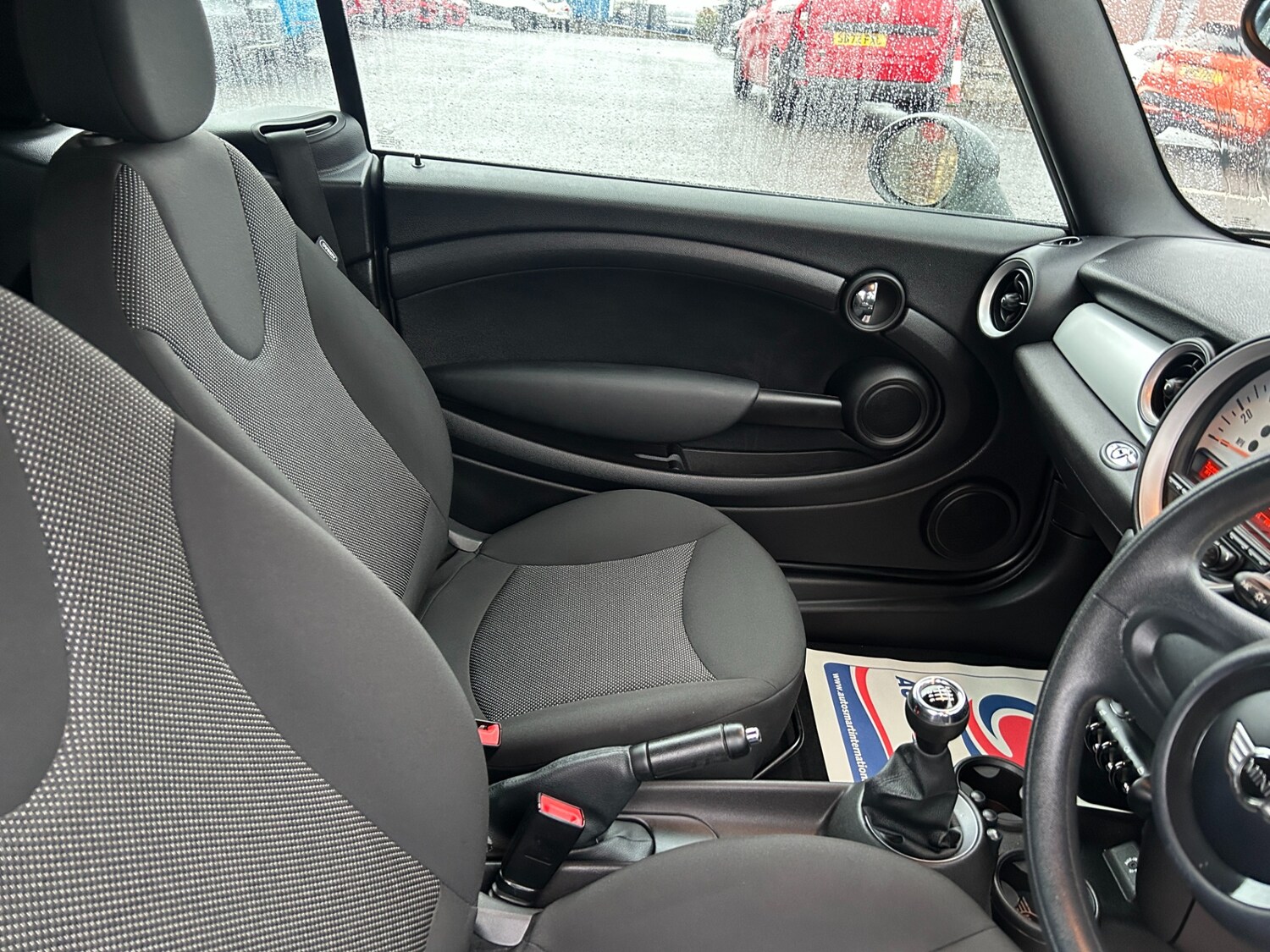 Used MINI Convertible 2012 for sale - 76544372: Photo 15