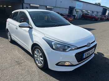 Used Hyundai i20 2016 for sale - 75592423: Photo