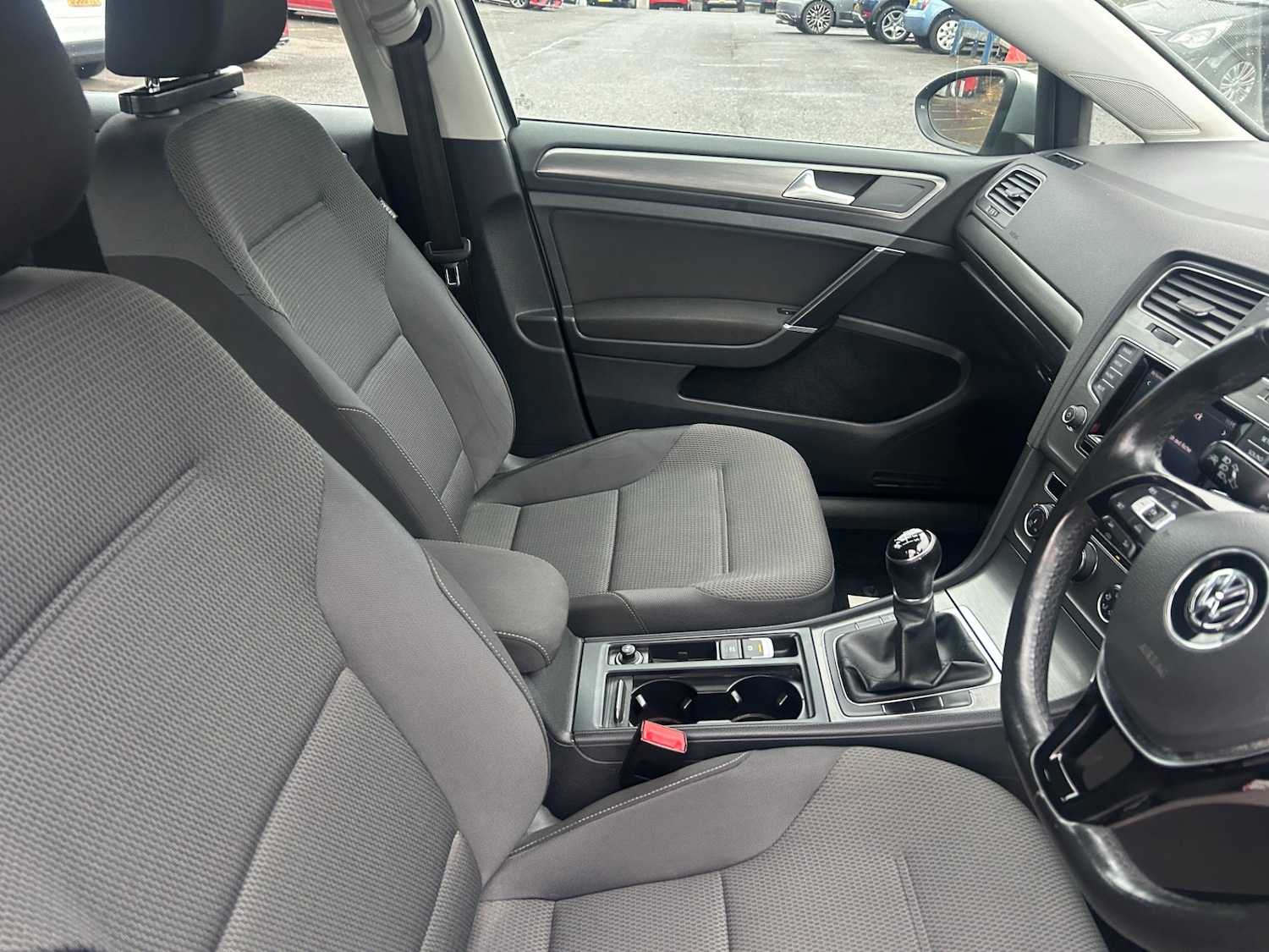 Used Volkswagen Golf 2013 for sale - 77989170: Photo 12