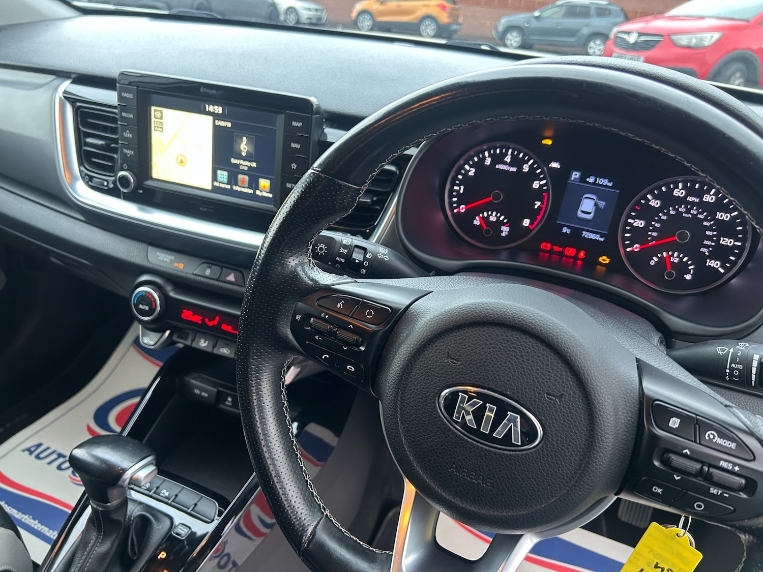 Used Kia Stonic 2020 for sale - 77491129: Photo 15