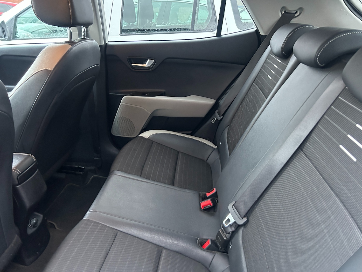 Used Kia Stonic 2020 for sale - 77491129: Photo 19