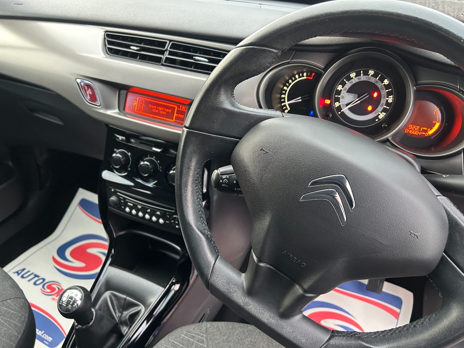 Used Citroen C3 2016 for sale - 76554522: Photo 14