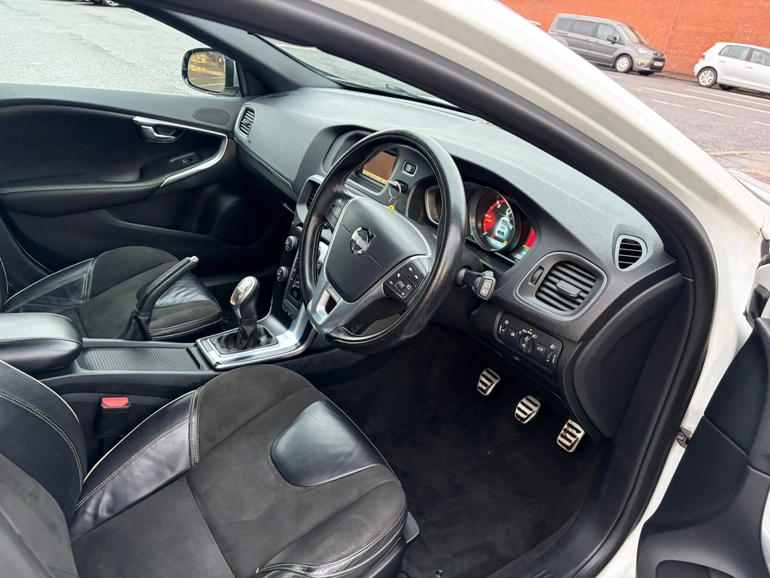 Used Volvo V40 2013 for sale - 77160657: Photo 12