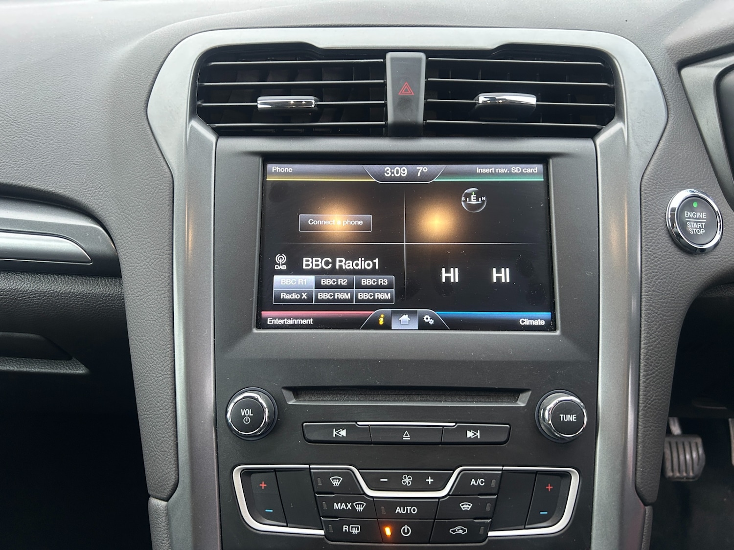 Used Ford Mondeo 2016 for sale - 77300536: Photo 15