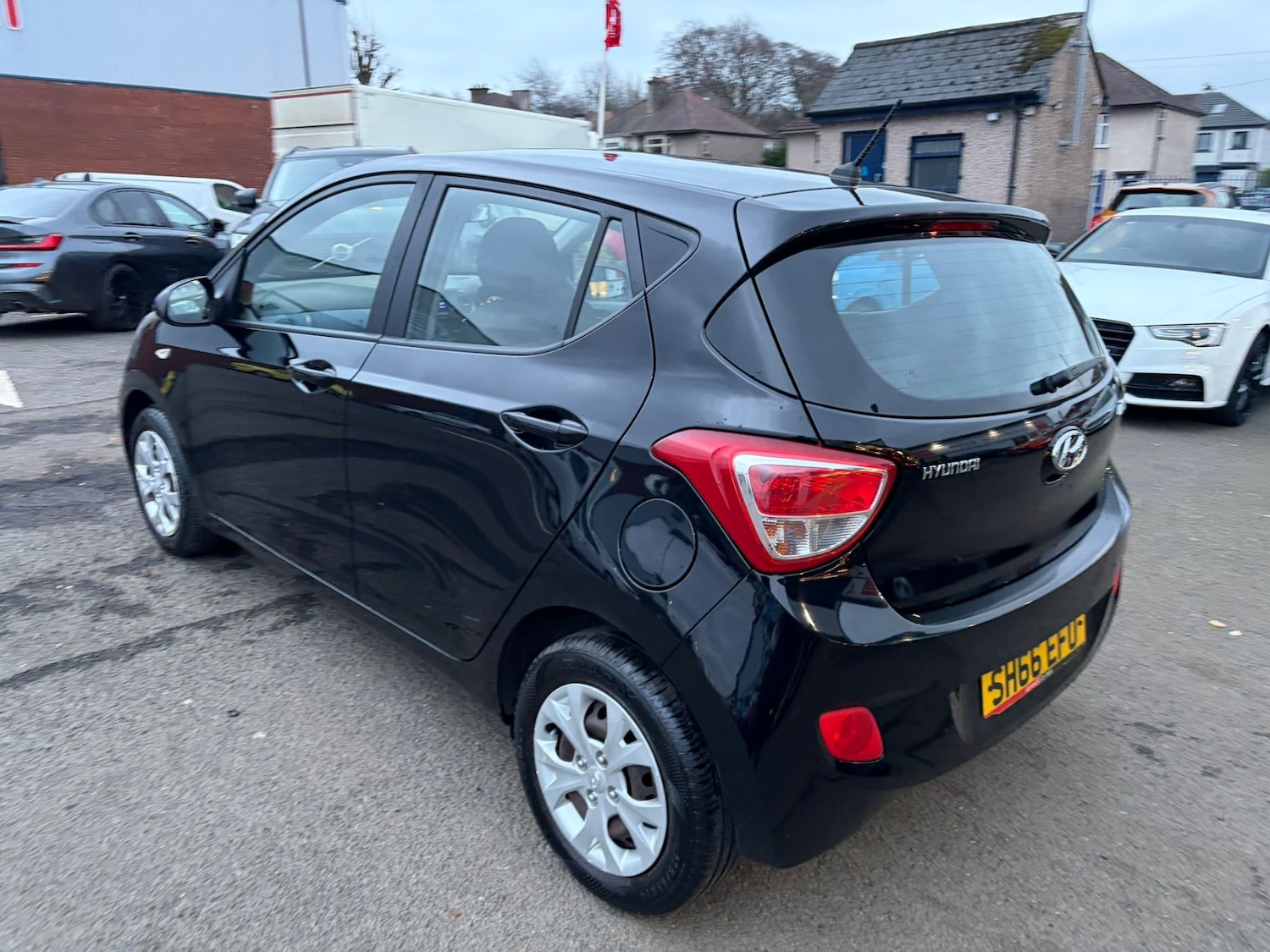 Used Hyundai i10 2016 for sale - 77326605: Photo 10