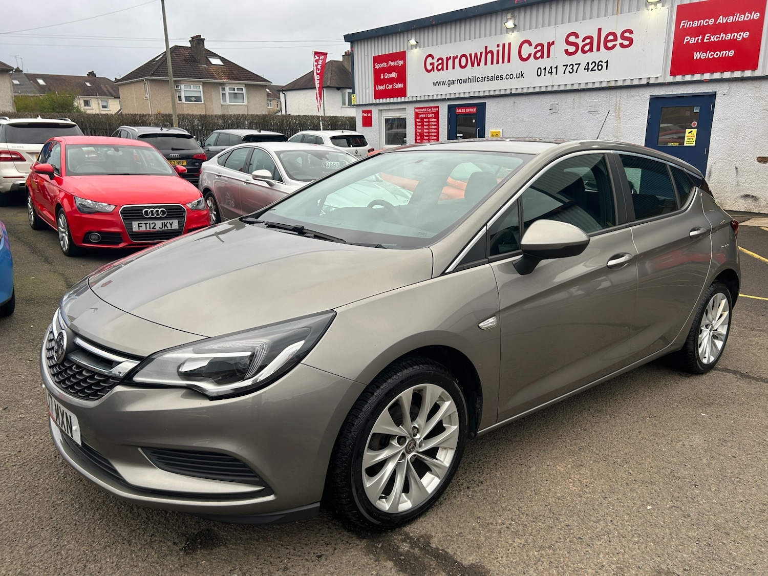 Used Vauxhall Astra 2017 for sale - 77324515: Photo 1