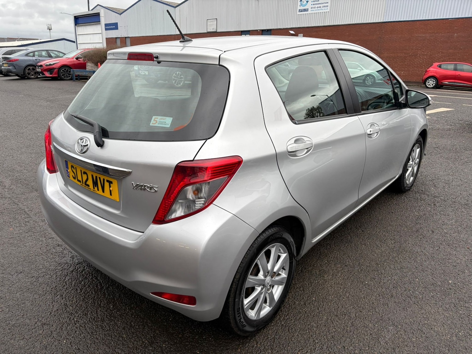 Used Toyota Yaris 2012 for sale - 76426809: Photo 10