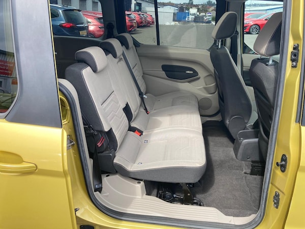 Used Ford Grand Tourneo Connect 2017 for sale - 75674535: Photo 7