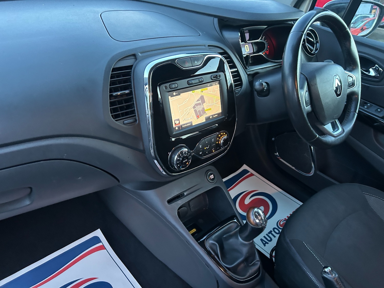 Used Renault Captur 2016 for sale - 77367993: Photo 16