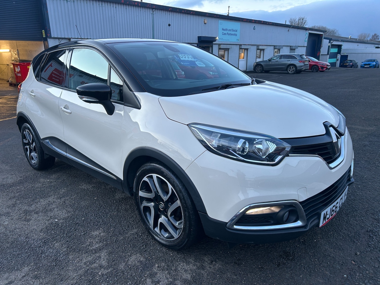 Used Renault Captur 2016 for sale - 77367993: Photo 5
