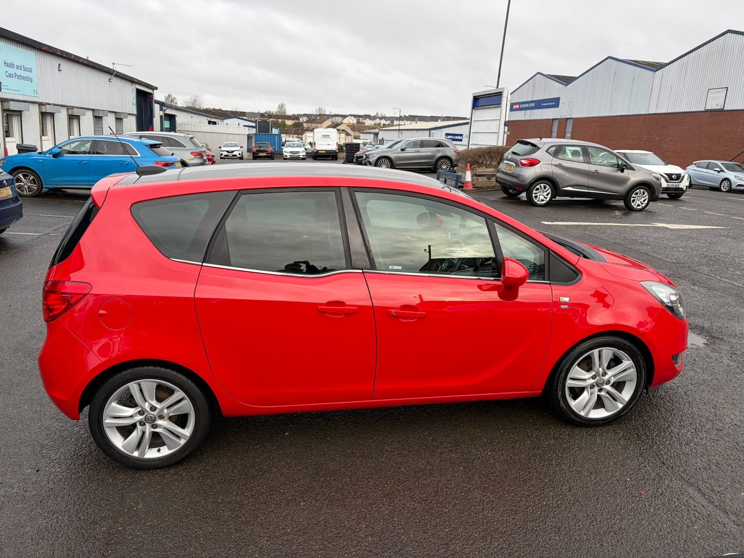 Used Vauxhall Meriva 2016 for sale - 77529770: Photo 2
