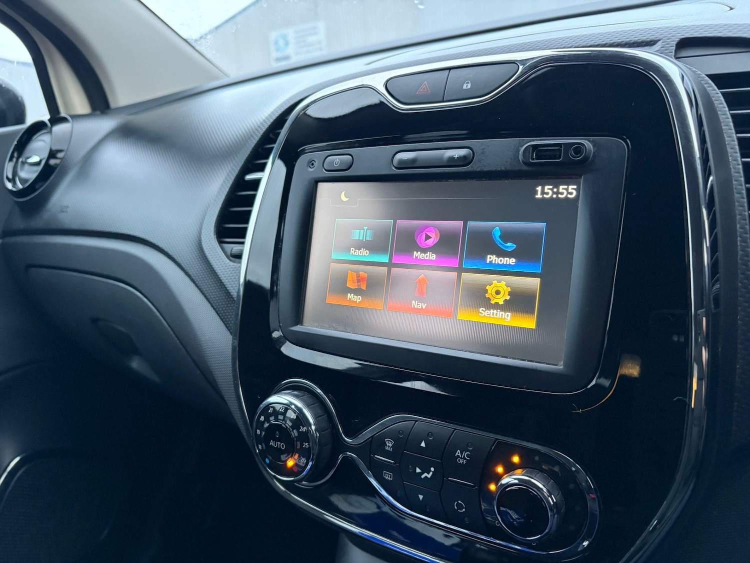 Used Renault Captur 2015 for sale - 77198329: Photo 16