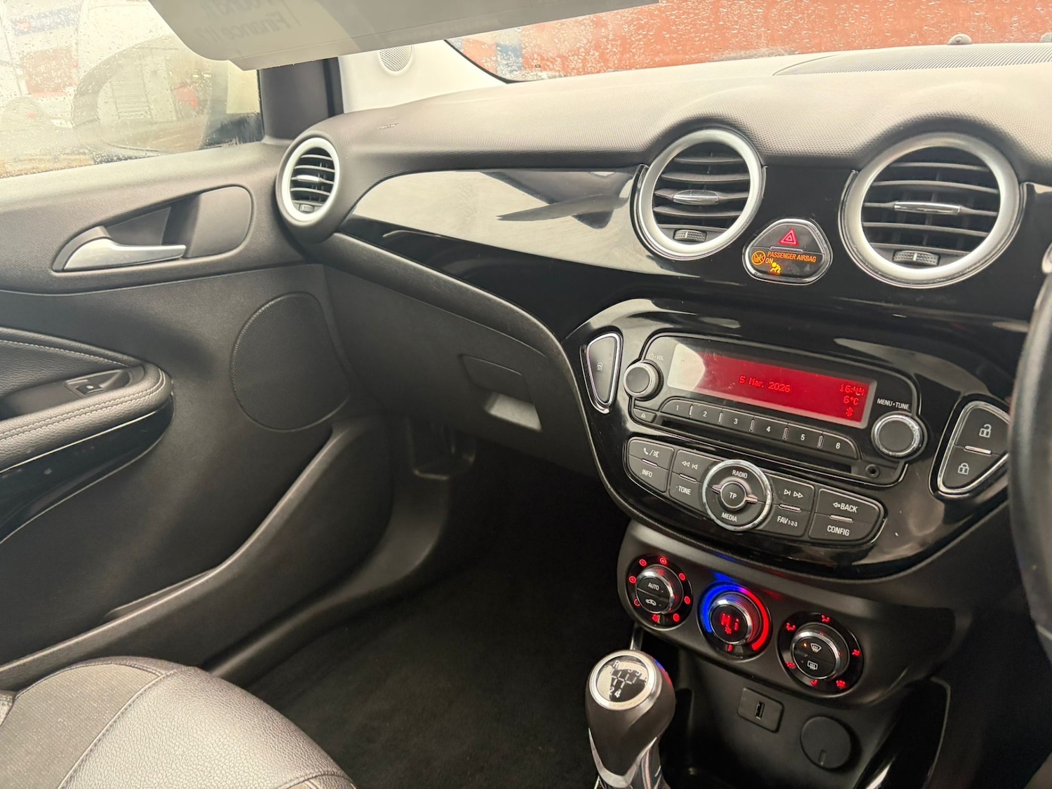 Used Vauxhall ADAM 2017 for sale - 77763064: Photo 11