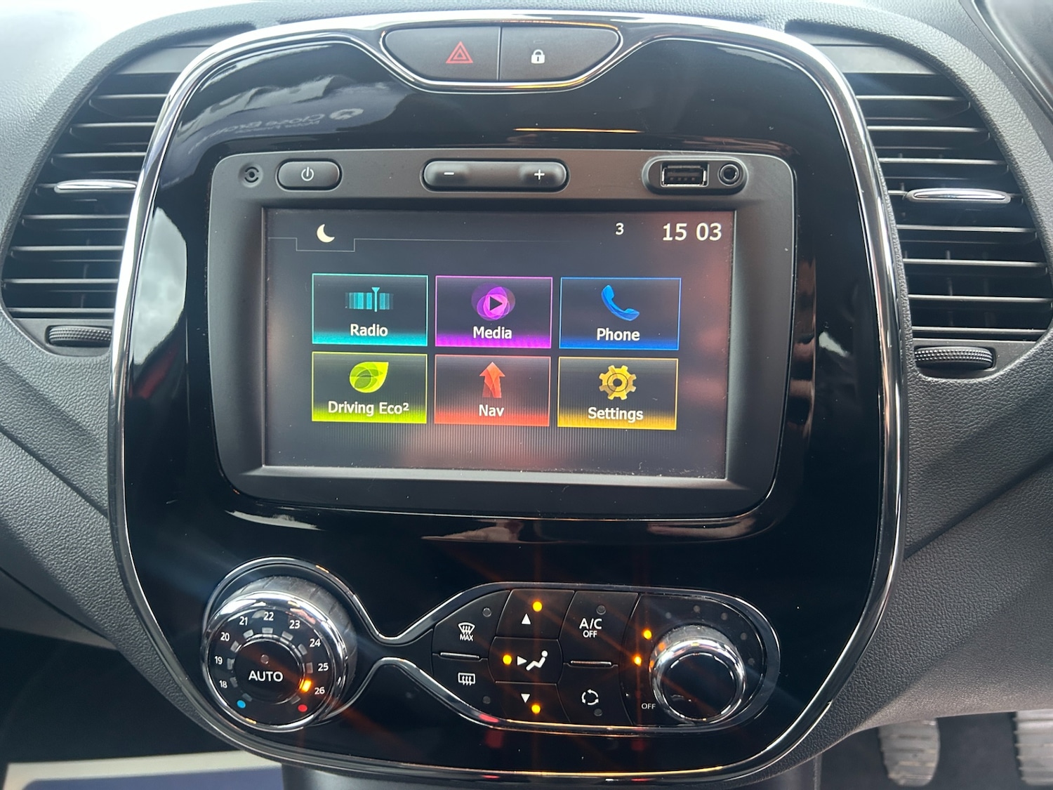 Used Renault Captur 2017 for sale - 77448980: Photo 17