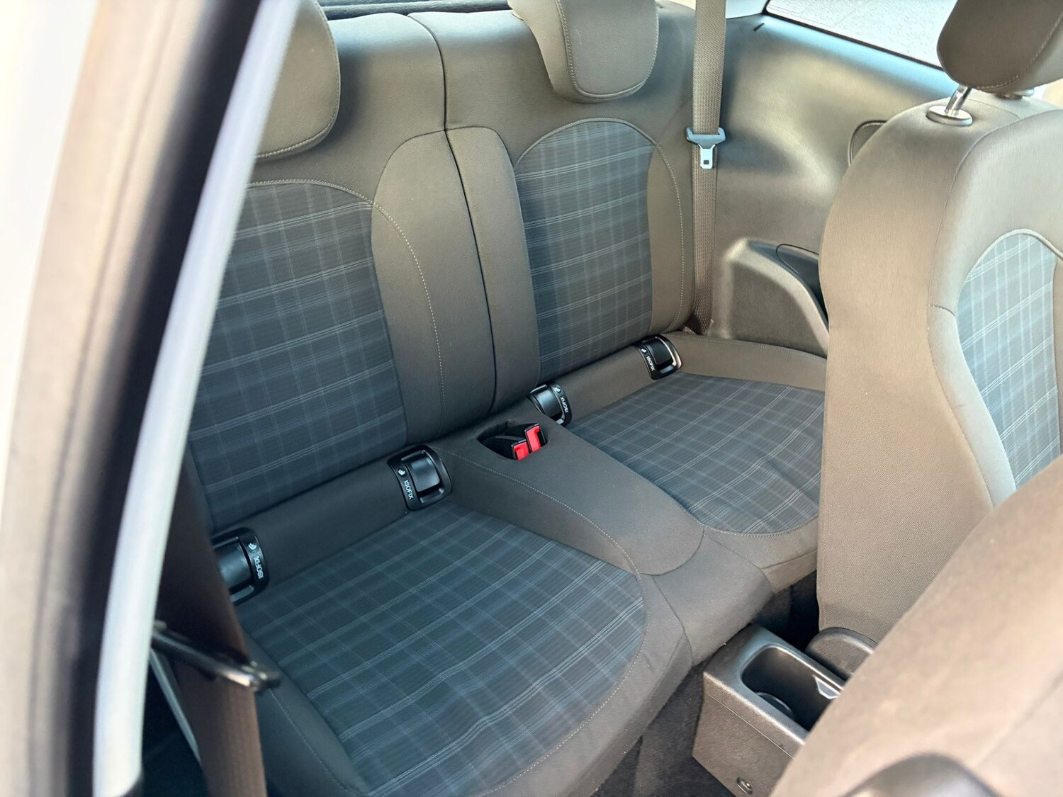 Used Vauxhall ADAM 2015 for sale - 77207403: Photo 12