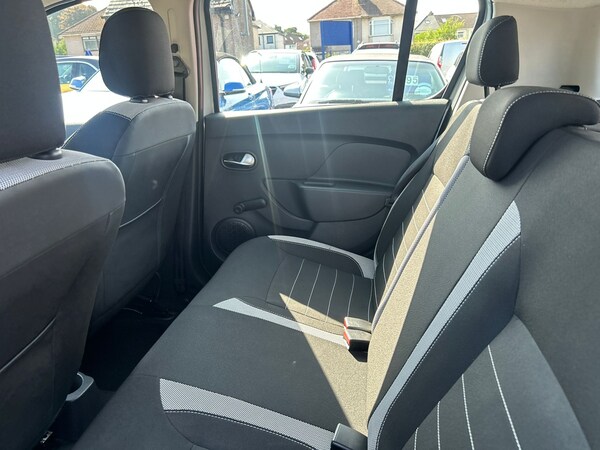 Used Dacia Sandero Stepway 2016 for sale - 75546115: Photo 11
