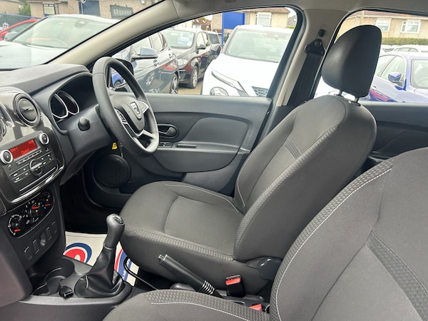 Used Dacia Sandero 2018 for sale - 76243927: Photo 17