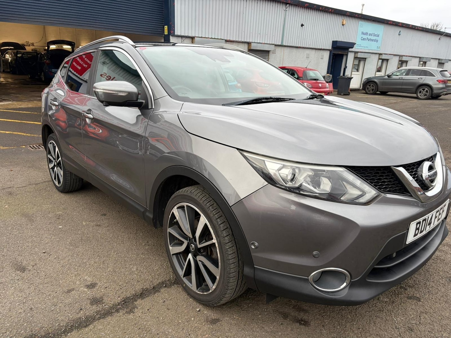 Used Nissan Qashqai 2014 for sale - 77379296: Photo 5