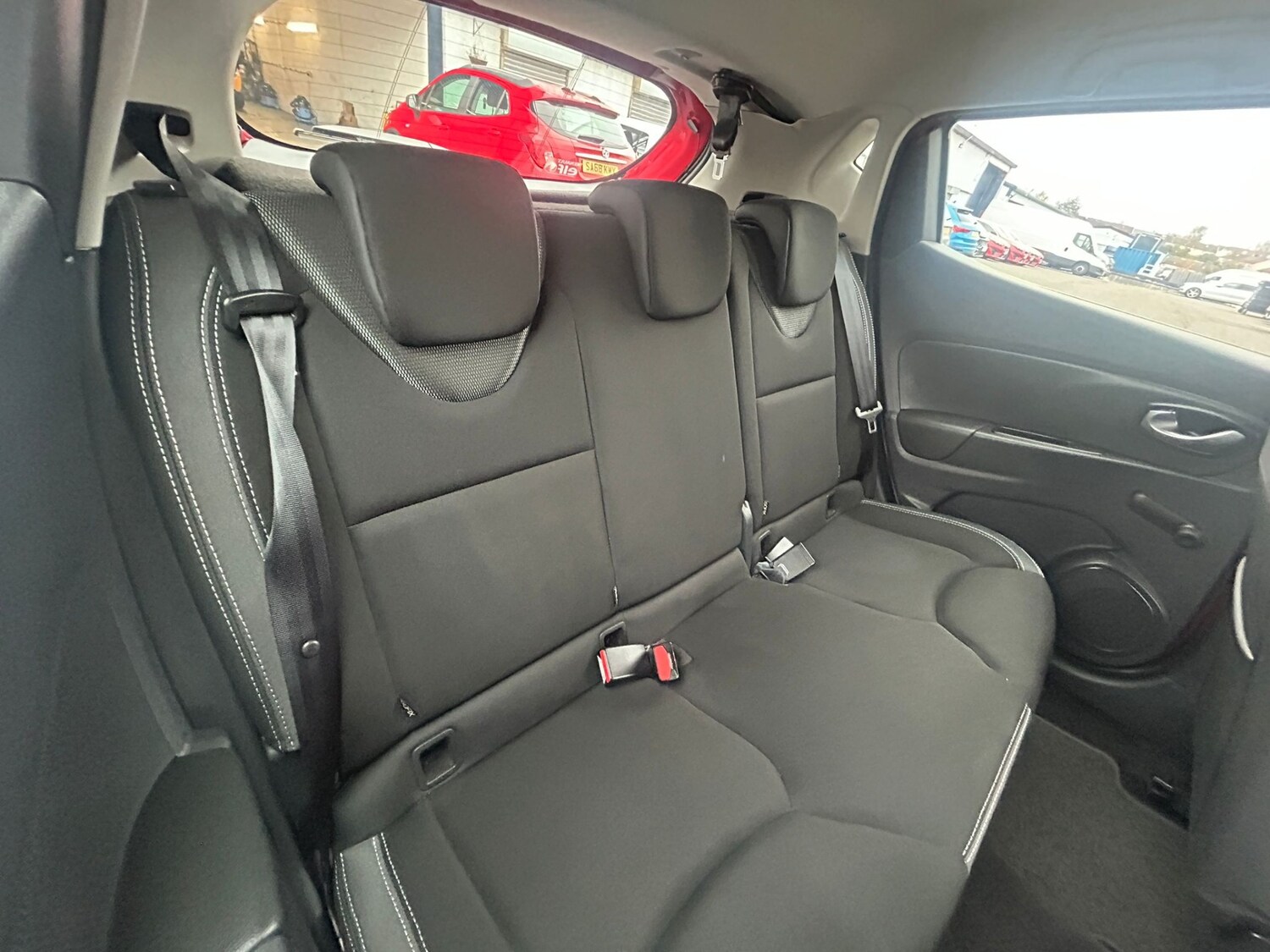 Used Renault Clio 2018 for sale - 77592306: Photo 19