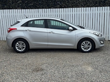 Used Hyundai i30 2016 for sale - 79598192: Photo