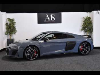 2019 (69) - 5.2 FSI V10 Performance Carbon Black S Tronic quattro Euro 6 (s/s) 2dr