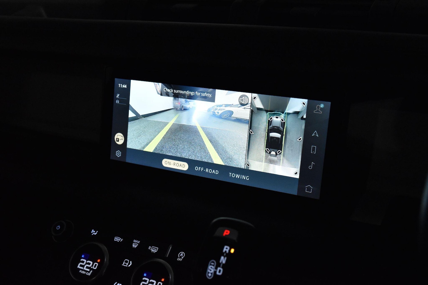 Used Land Rover Defender 2021 for sale - 76865206: Photo 17