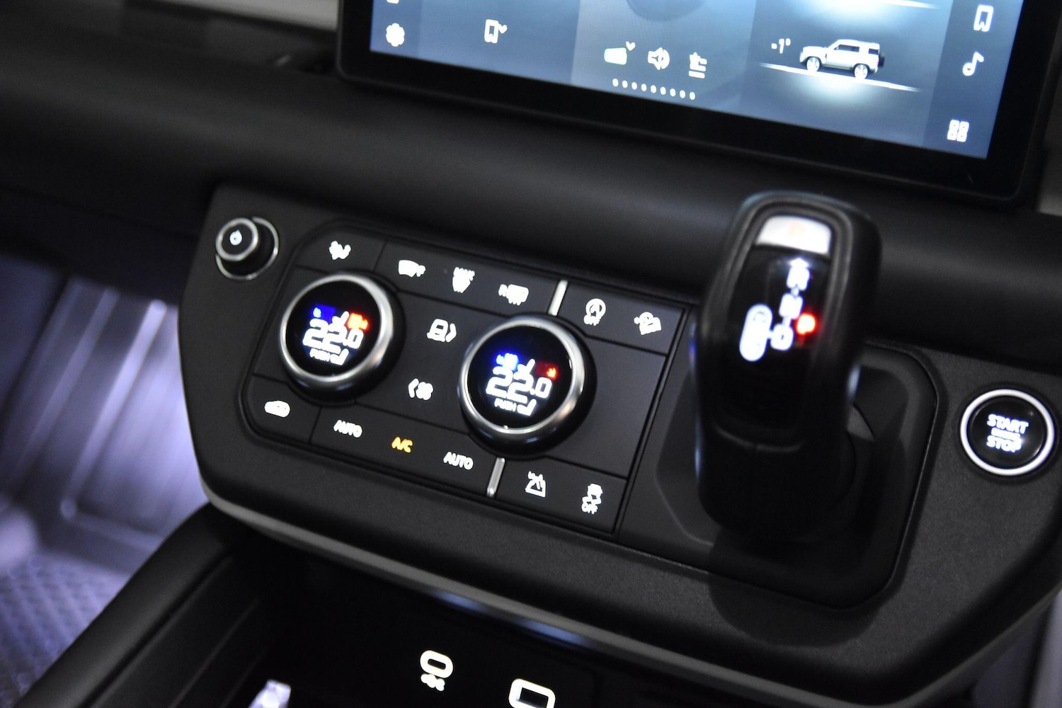 Used Land Rover Defender 2021 for sale - 76865206: Photo 25