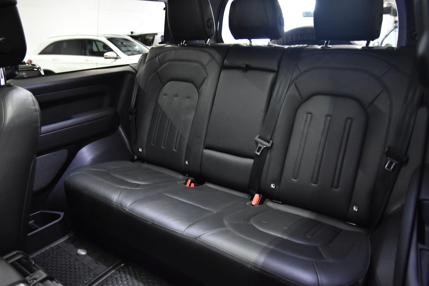 Used Land Rover Defender 2021 for sale - 76865206: Photo 30