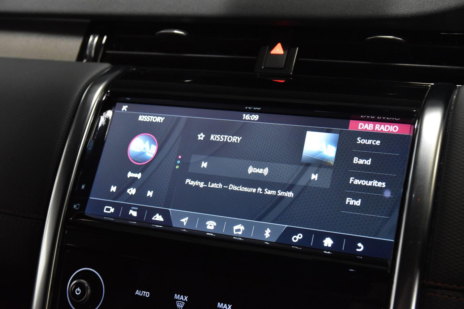 Used Land Rover Discovery Sport 2019 for sale - 77969615: Photo 18